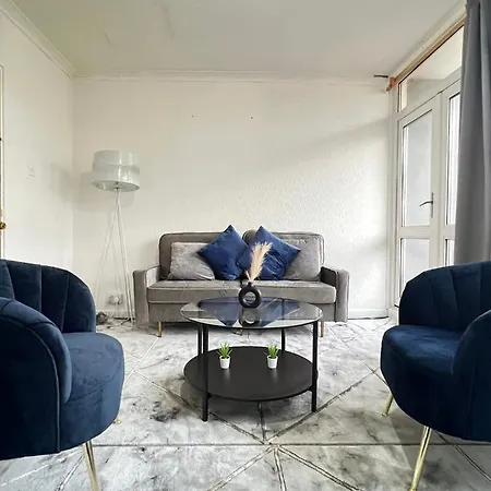 Entire 3 Bedroom Luxury Apartment In London With Private Balcony Exterior foto