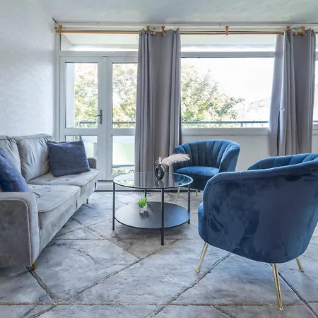 Entire 3 Bedroom Luxury Apartment In London With Private Balcony Exterior foto